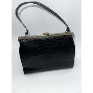 Vintage Vassar Black Alligator Skin Swagger Handbag Purse gold‎ tone Hardware